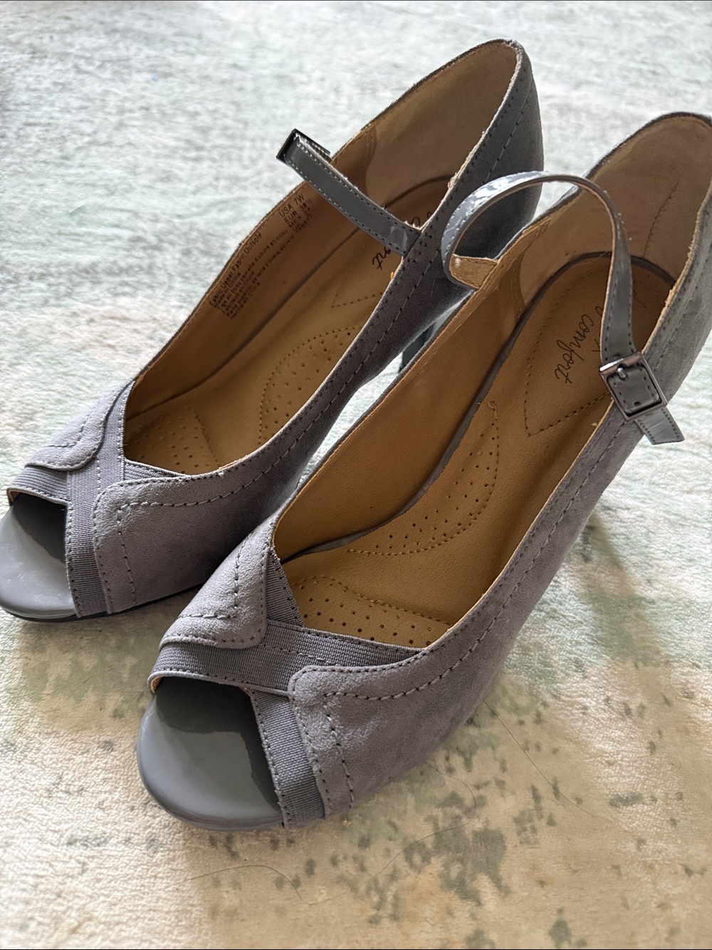 dexflex comfort Women’s Gray Open-Toe Slingback Heels, Size 7W